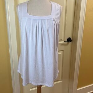 Sleeveless Long White Tank Size L